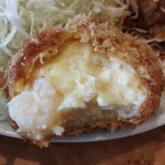 とん金 - エビもしっかり入っててクリーミーだった。