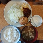 とん金 - 日替わりランチ: エビクリームコロッケと煮込みハンバーグ（2品セット）1100円税込