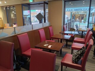 CAFE SAKU G Karuizawa Ten - カフェコーナー