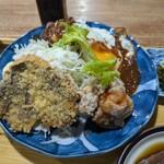 ナカガワ☆スエ食堂 - あわび茸のフライと鶏の唐揚げ