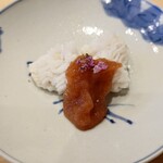 松寿司 たにがわ - 淡路　はも　梅肉と淡路玉ねぎ