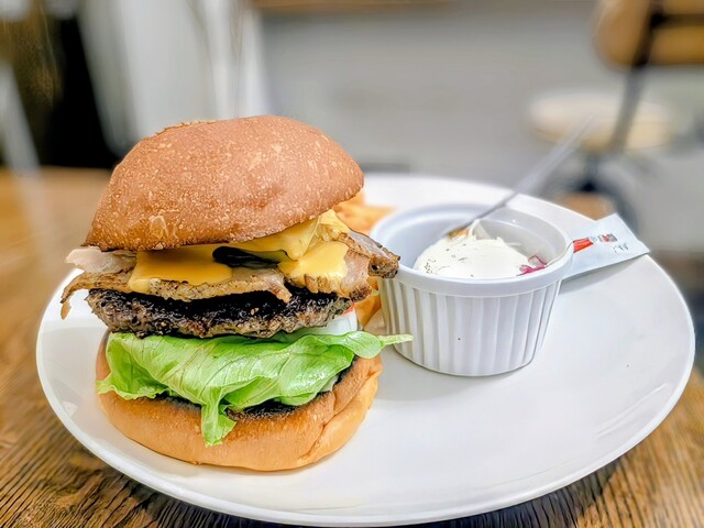 ビーチストーリー バーガーズカフェビーチ ストーリー （Burger's Cafe Beach Story