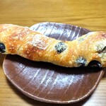 カラスパン - オリーブのリュスティック