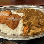 別府塩ホルモン - カツカレー