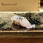 鮨処 乾杯 - 黒ムツ　墨塩