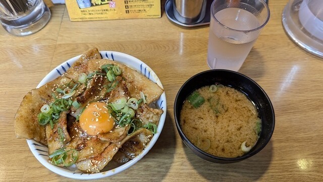 Teppan Sakaba Tetsuichi Yae Chika Ten