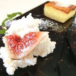 VIA Brianza - ピッコロメニュー 1700円 のフロマージュブランのムース、フレンチトースト、バニラアイス