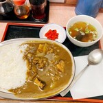 味の舘 - 思い出す……大好きだった「チャーシューカレー」。角切りの柔らかなチャーシューがゴロゴロ入ってました。