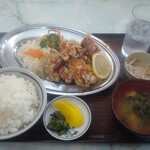 お食事処 かなざわ - 鳥唐揚げ定食