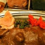 カレーショップ インデアン - インデアンカツに漬物トッピング
