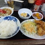 中国料理 龍龍 - カラアゲ定食（７００円）（２０１４年１１月時）