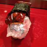 寿司栄 - なんだっけ？上のプルプルはタレがゼリー状。