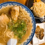 元祖赤のれん 節ちゃんラーメン 天神本店 - 