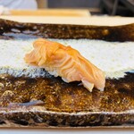 THE SUSHI TOKYO 旬 - ◆赤貝
      (韓国と島根の間、国産は全体の二割)