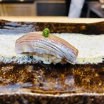 THE SUSHI TOKYO 旬 - ◆イワシ
      (小さいイワシが美味い、油のってる、繊細)