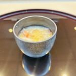 THE SUSHI TOKYO 旬 - ◆ズワイガニのあんかけ茶碗蒸し
      　干し椎茸が入った優しい味わい