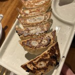 らーめん 鱗 - 焼餃子