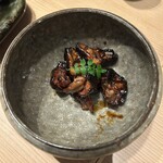 うなぎの中庄 - 食べ掛けですが、肝の佃煮？肝焼き？甘いしょっぱくて酒の肴にピッタリでした