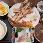 てっぺん - バショウカジキのハラモ塩こうじ焼き定食♡この内容、このボリュームで1000円ジャスト(*´艸`*)♡