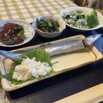 別邸 たちばな - 秋刀魚は焼きたて