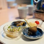 中国料理 旬輝 - 前菜。2週間に1回入れ替わるのよ