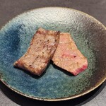 煌 焼肉 - ハラミ(花椒塩)とカイノミ(塩胡椒)