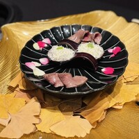 煌 焼肉 - 黒毛和牛のローストビーフと黒毛和牛のタルタルミート