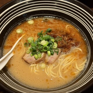 らめん / Nishi2点 らめん / Nishi2点 麺屋 弍色 - 柏林台/ラーメン | 食べログ