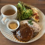 カフェ&バル 終日キラク - 料理写真:ランチプレート(ハンバーグ)