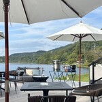 ao LAKESIDE CAFE - 