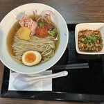 麦の龍 - 冷たい焼き煮干中華そば 