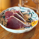 酒場 井倉木材 - 鰹の塩たたき