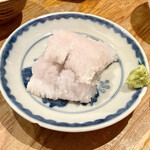 酒場 井倉木材 - 鱧の焼霜造り