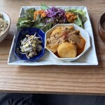 コの字カフェ - 