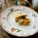 西洋食倶楽部　カン月 - ＋200円でケーキが付くんです