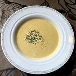 西洋食倶楽部　カン月 - かぼちゃのスープ