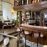 西洋食倶楽部　カン月 - とっても優雅な店内です