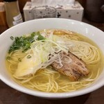 麺屋 くまがい - 訪問日 2025.9.21(日)
      主人　あっさり塩 大盛り