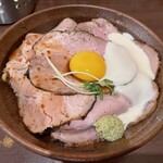 麺屋 くまがい - 訪問日 2025.9.21(日)
      私　ロースト肉 油そば