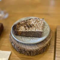 La Stalla - パンむっしゃむしゃ食う