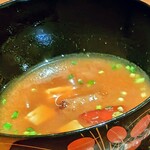 天ぷら たけうち - 太刀魚と松茸の炊込ご飯セットの、レアな茸の味噌汁