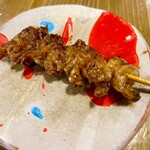 焼鳥ホルモン 炭焼き0式 - 絶品の皮（タレ）