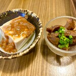 焼鳥ホルモン 炭焼き0式 - お通し