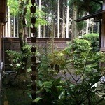 山荘無量塔 - 庭