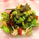 トラットリア ガバチョ - 『鶏ハラミ炭火焼きと刻みわさびの和風サラダ』