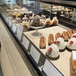 パティスリー オー フィル ドゥ ジュール - ケーキ達