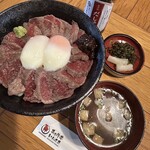 あか牛丼いわさき - 