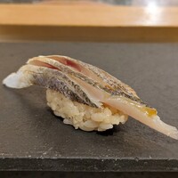 神楽坂 鮨 弥栄 - 千葉のカマス昆布締め