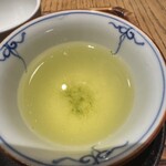 林屋新兵衛 - セットのお茶は左近の桜