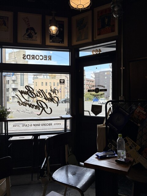 DAVADA COFFEE&amp;RECORDS photo 4